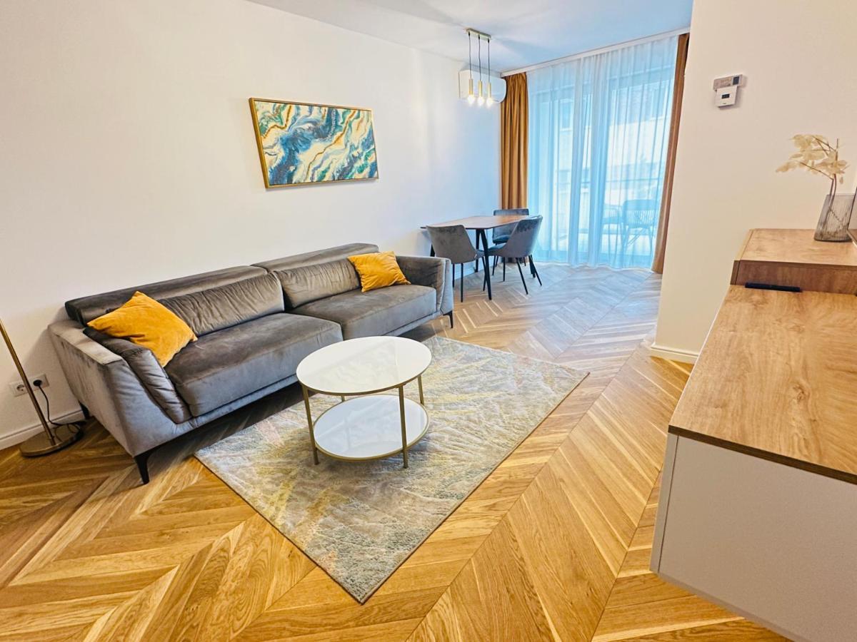 Bel Dom - The Central, Spacious 2 Rooms Luxury Apartment Клуж-Напока Екстер'єр фото